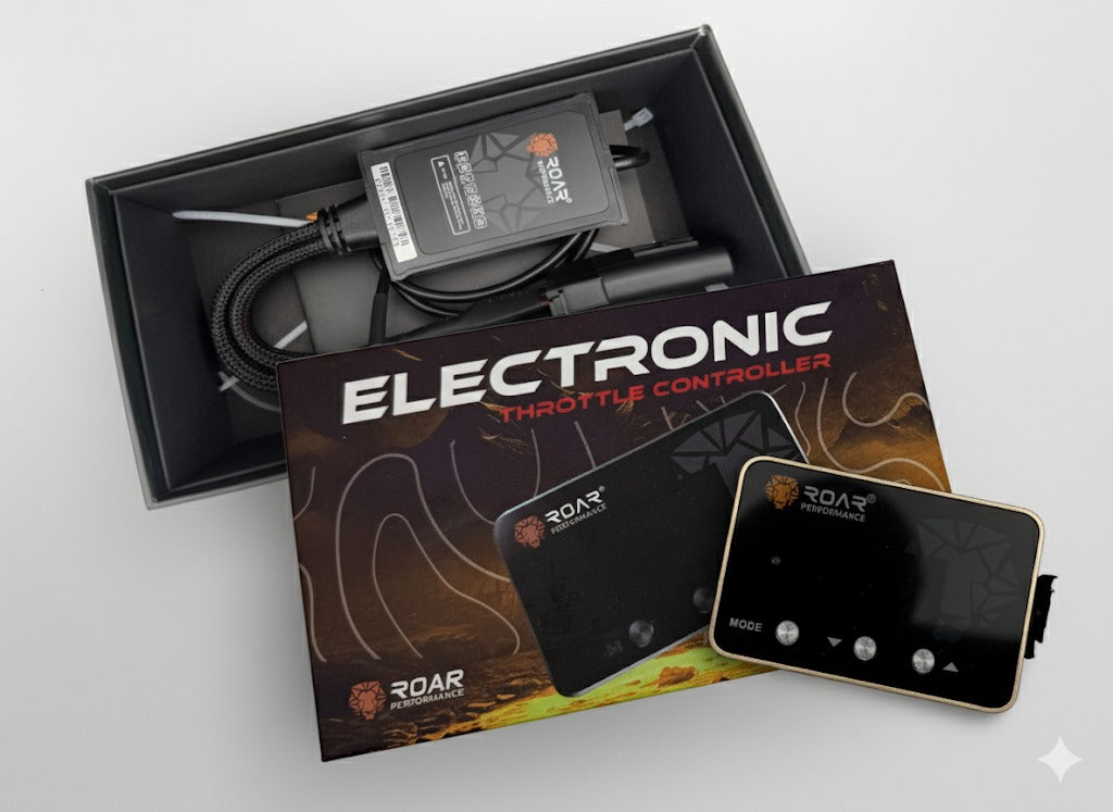 Roar 4x4 throttle controller packshot — Toyota Corolla Throttle Controller (2018–2022)